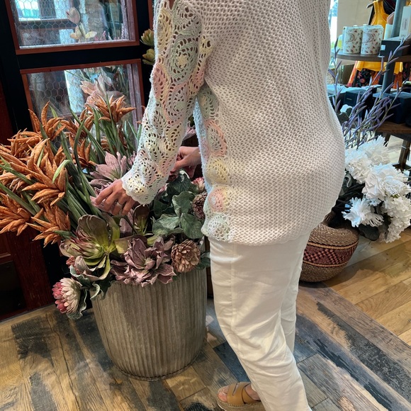 Vintage BFA Classics crocheted pastel sweater size L - Picture 2 of 7